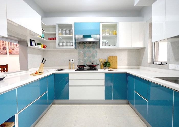 U-shaped-modular-kitchen-interior